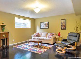 3919 NW 3rd St, Gresham, OR 97030