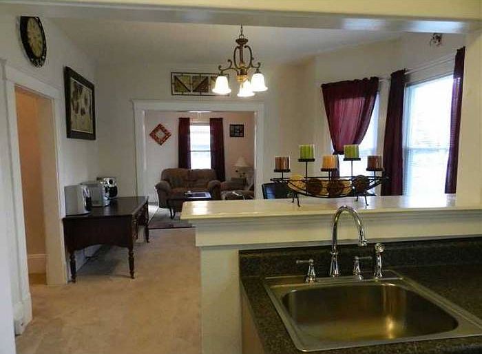 Open floorplan!!
