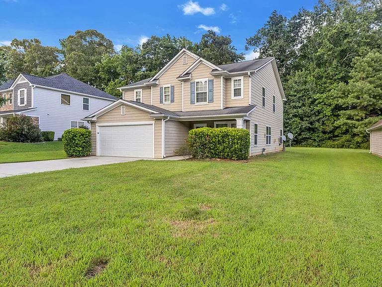 2888 Brookford Ln SW — Photo 2