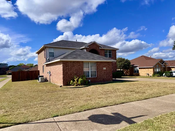 1225 Rio Bravo Dr, Desoto, TX 75115