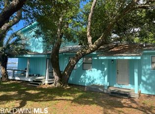 2033 Trotter Ln W, Gulf Shores, AL 36542
