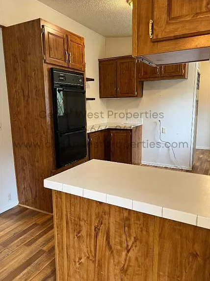 6301 Fairview Dr — Photo 7