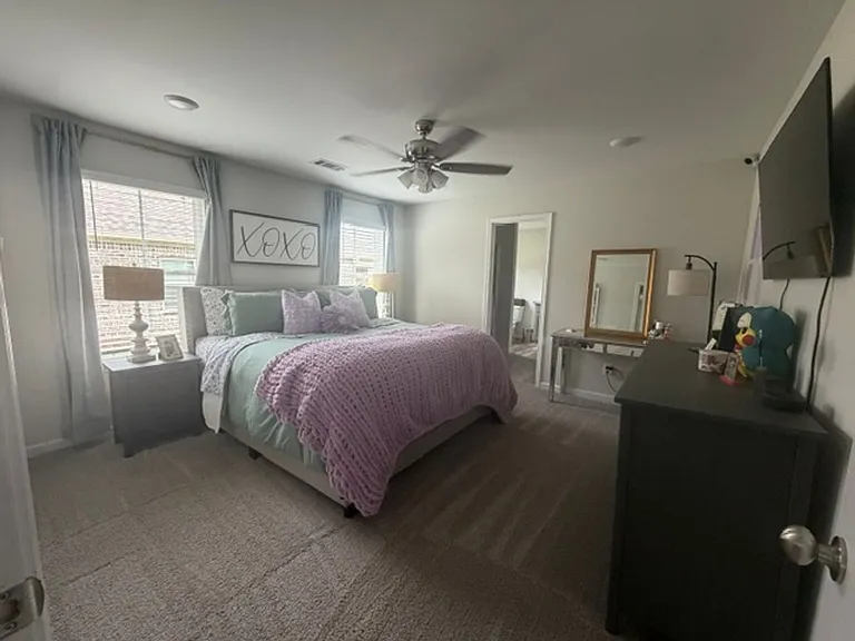 88 Trevor Dr — Photo 17