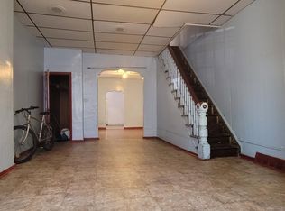 526 Moore St, Philadelphia, PA 19148