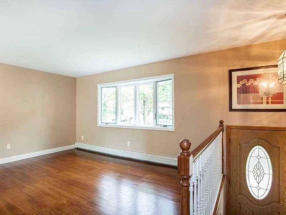 131 Greenhaven Dr, Port Jefferson Station, NY 11776 Zillow