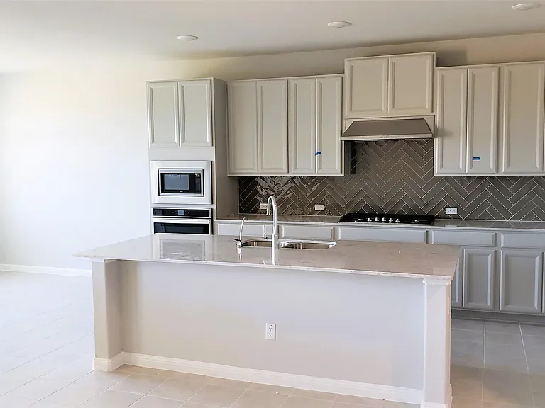 220 Long Canyon Ln — Photo 7