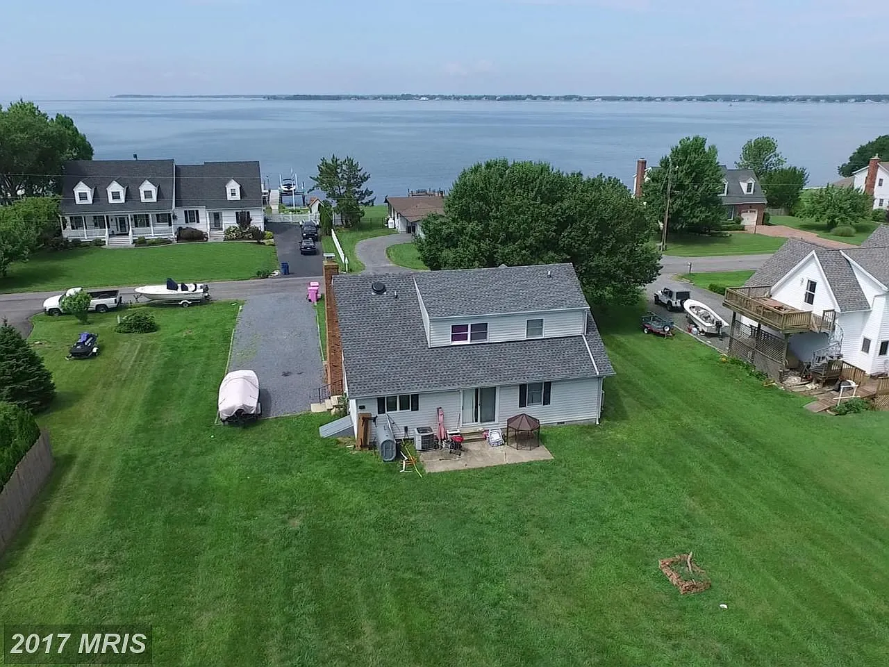 1715 Bayside Dr photo 1