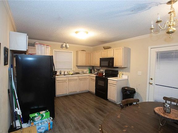 5th image of 14 Ponderosa Ct