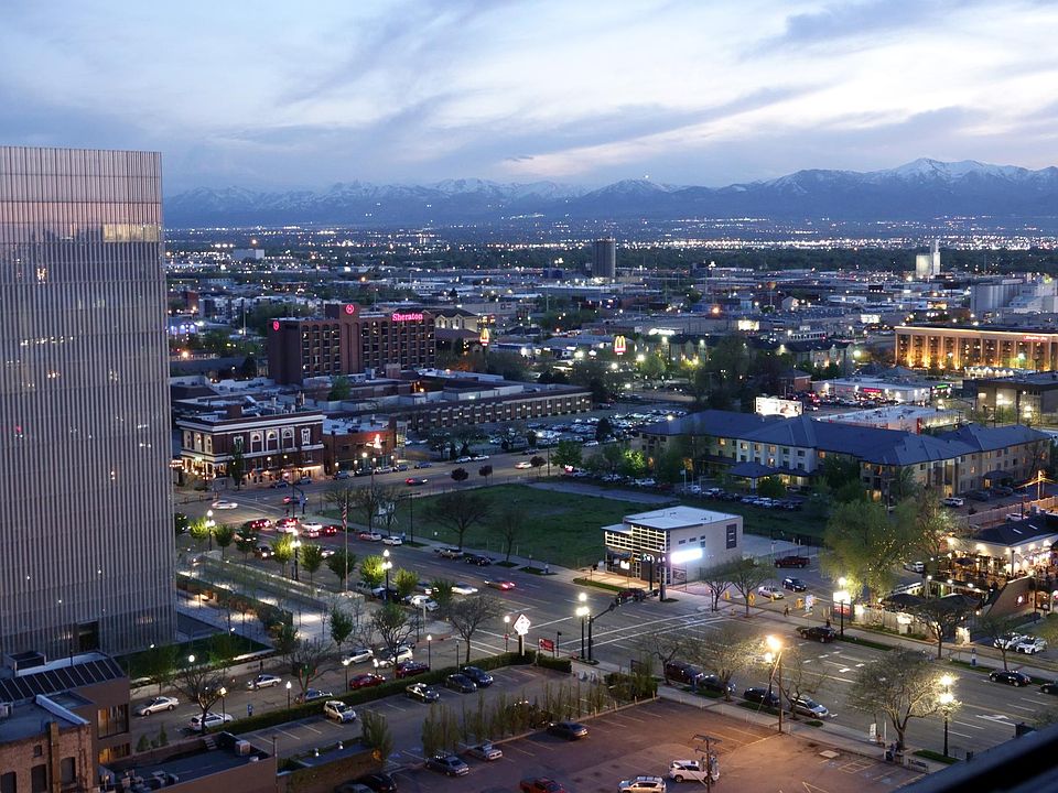 Amazing Western views from Condo.