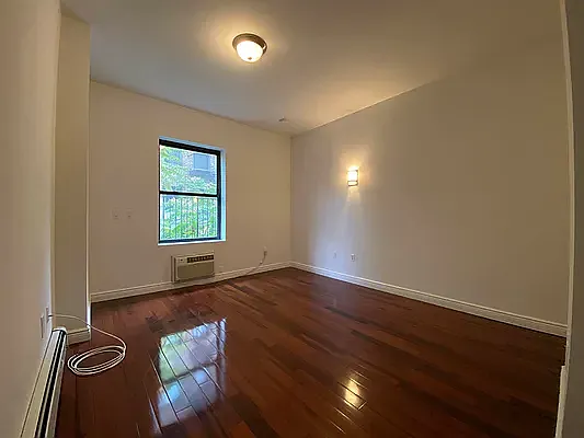 Rented by Portman Realty Corp | media 21