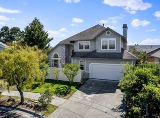 2116 Bock St, Santa Rosa, CA 95403