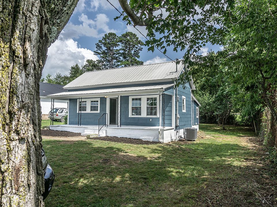 1131 Forest St, Greeneville, TN 37743 MLS 9954644 Zillow