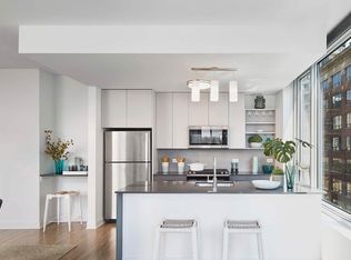 720 N Wells St #28060, Chicago, IL 60654