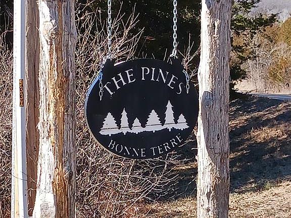 2nd image of 837 Pine Ridge Rd