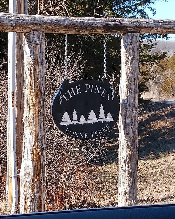 2nd image of 837 Pine Ridge Rd