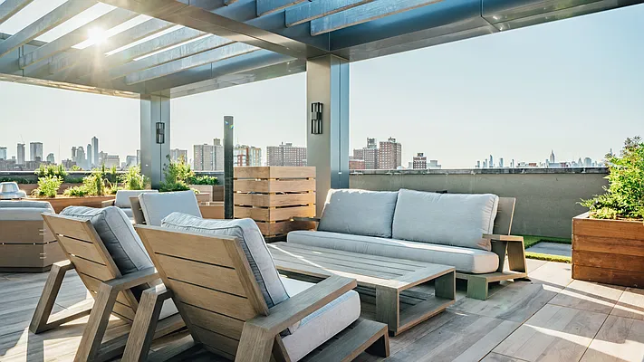 Rented by Nooklyn NYC LLC | media 46