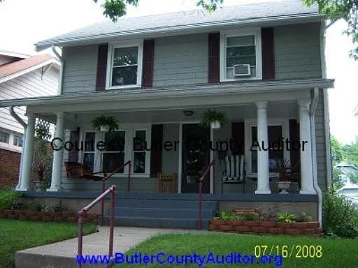 318 Eaton Ave photo 1