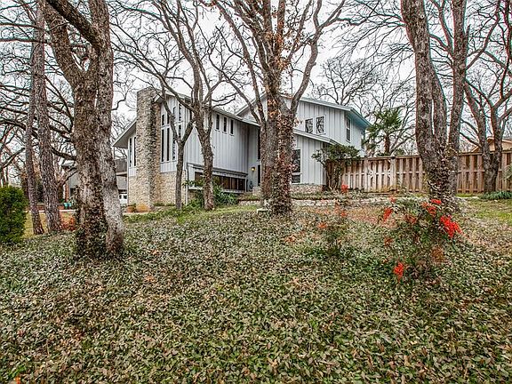 4th image of 5807 Trail Lake Dr