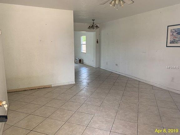 4th image of 4136 Crossen Dr