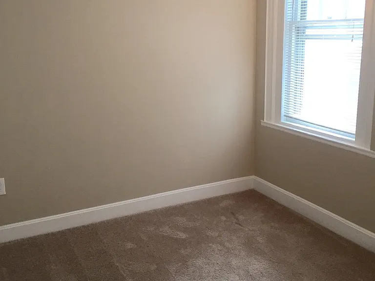 Huntington Apartments — Photo 82