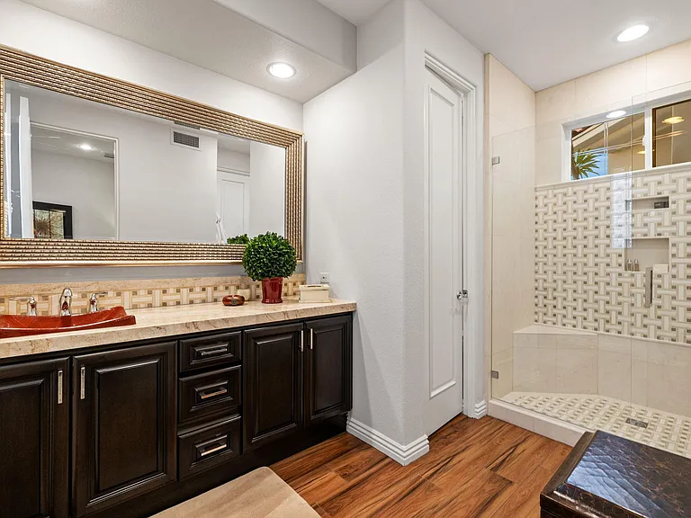 704 Mission Creek Dr — Photo 45