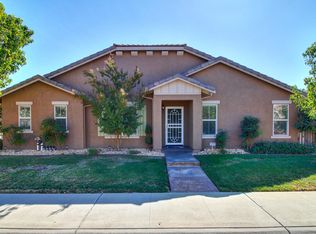 8638 W Wing Dr, Elk Grove, CA 95758