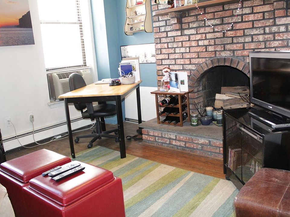2nd image of 174 E 90th St APT 4f