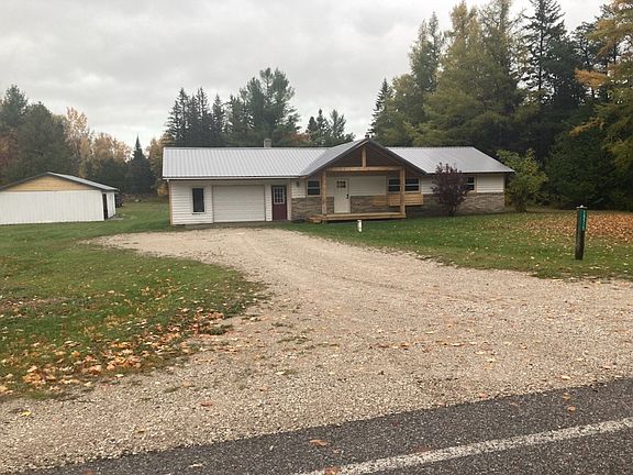 2nd image of 18515 E North Caribou Lake Rd