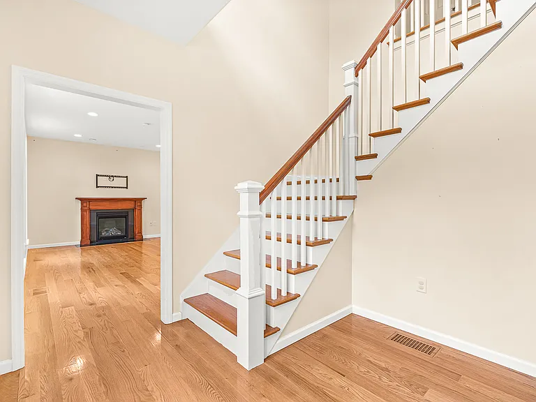 18 Grant Rd — Photo 22