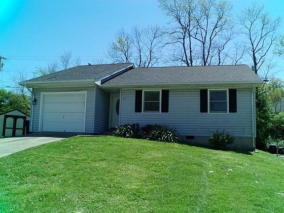 2nd image of 211 Donalynn Dr