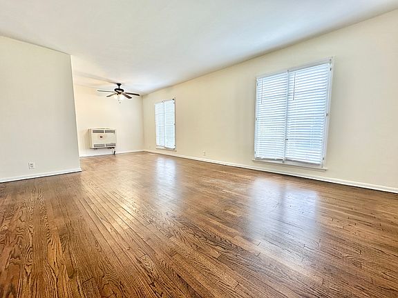 5th image of 6859 Willoughby Ave APT 4