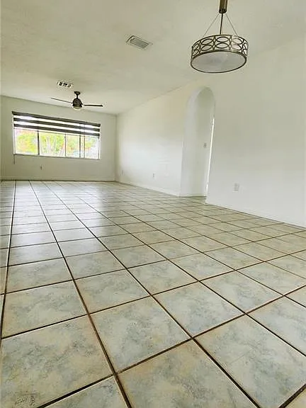 17188 Lee Rd — Photo 8