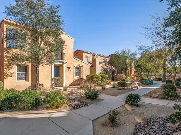 653 Calle Vibrante, Palm Desert, CA 92211