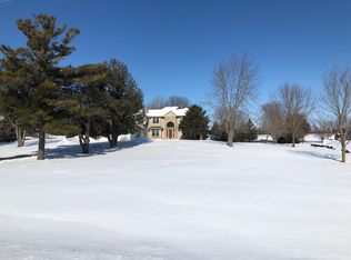 W3524 Mielke Rd, Seymour, WI 54165