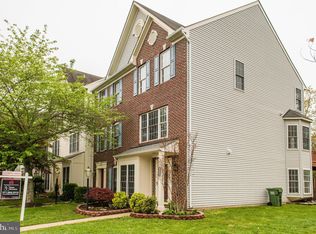 8866 Stable Forest Pl, Bristow, VA 20136