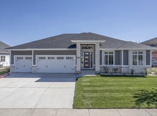 1431 Greenleaf Ct, Sun Prairie, WI 53590