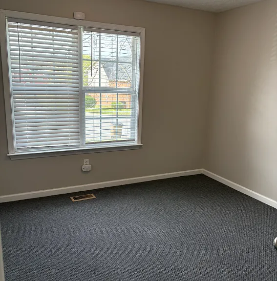 6428 Paddington Way — Photo 10