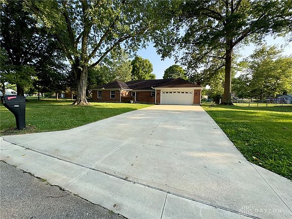 2nd image of 3111 Maginn Dr