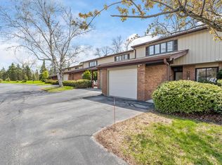 12808 N Colony Dr, Mequon, WI 53097