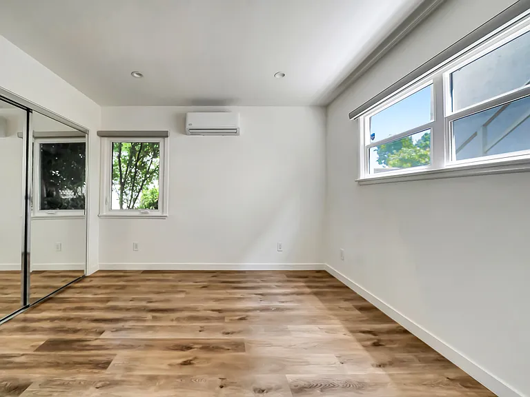 5840 Coldwater Canyon Ave #2 — Photo 5