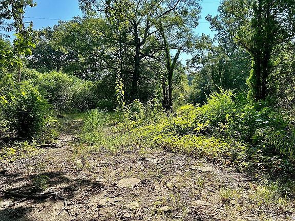 2nd image of 3671 Highway 9