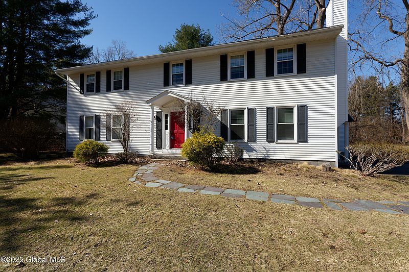 2nd image of 1 Schuyler Hills Road