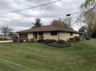 40985 N Black Oak Ave, Antioch, IL 60002