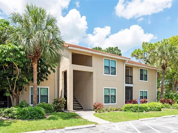 4009 Crockers Lake Blvd #27, Sarasota, FL 34238