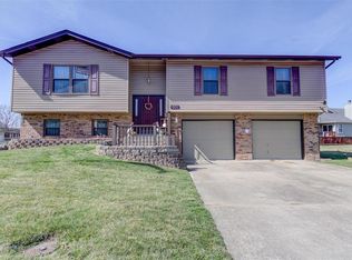 501 Hunter Chaise Dr, Wentzville, MO