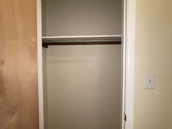 4th image of 1735 Chestnut St APT 1-D