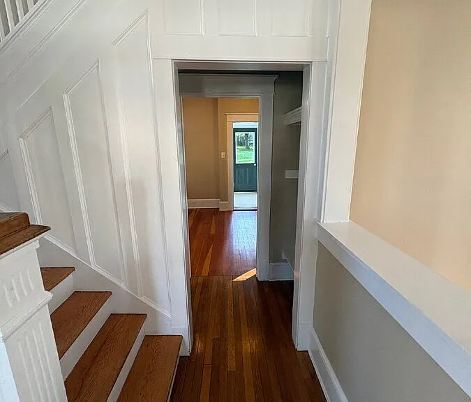 86 E Grattan St — Photo 11