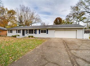 6954 Hendrickson Rd, Middletown, OH 45044