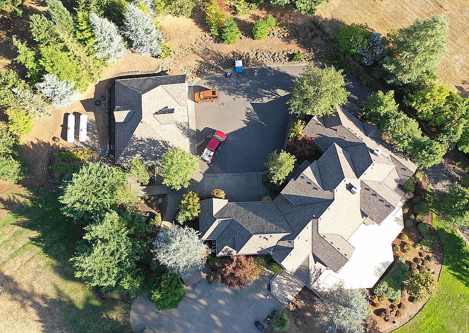 1st image of 13717 NE 223rd Ct