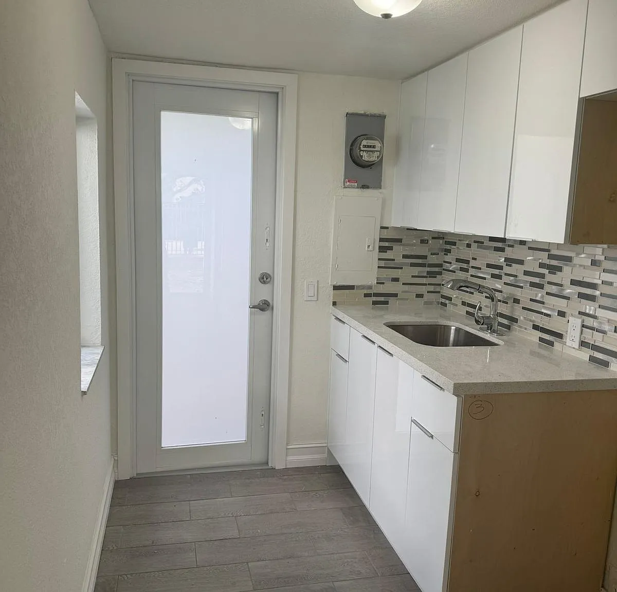 1 bed, 1190 sqft, $1,500 — Photo 3